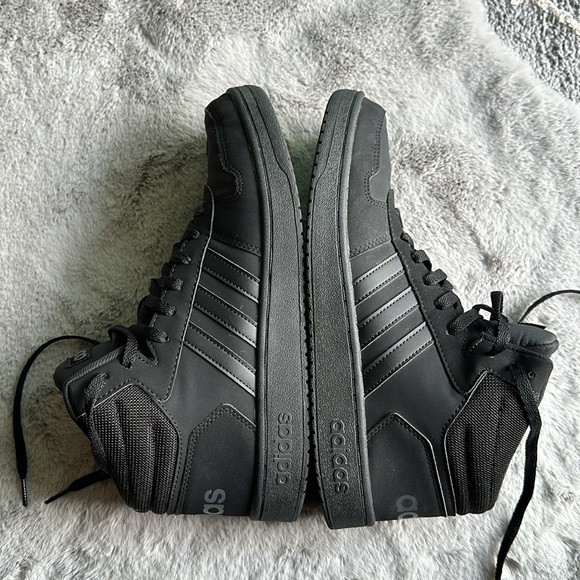 Adidas Black high top sneakers - Men’s size 12 - Picture 5 of 8